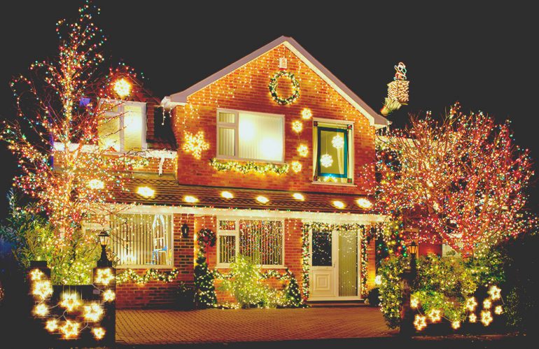 How Solar Christmas Lights Function